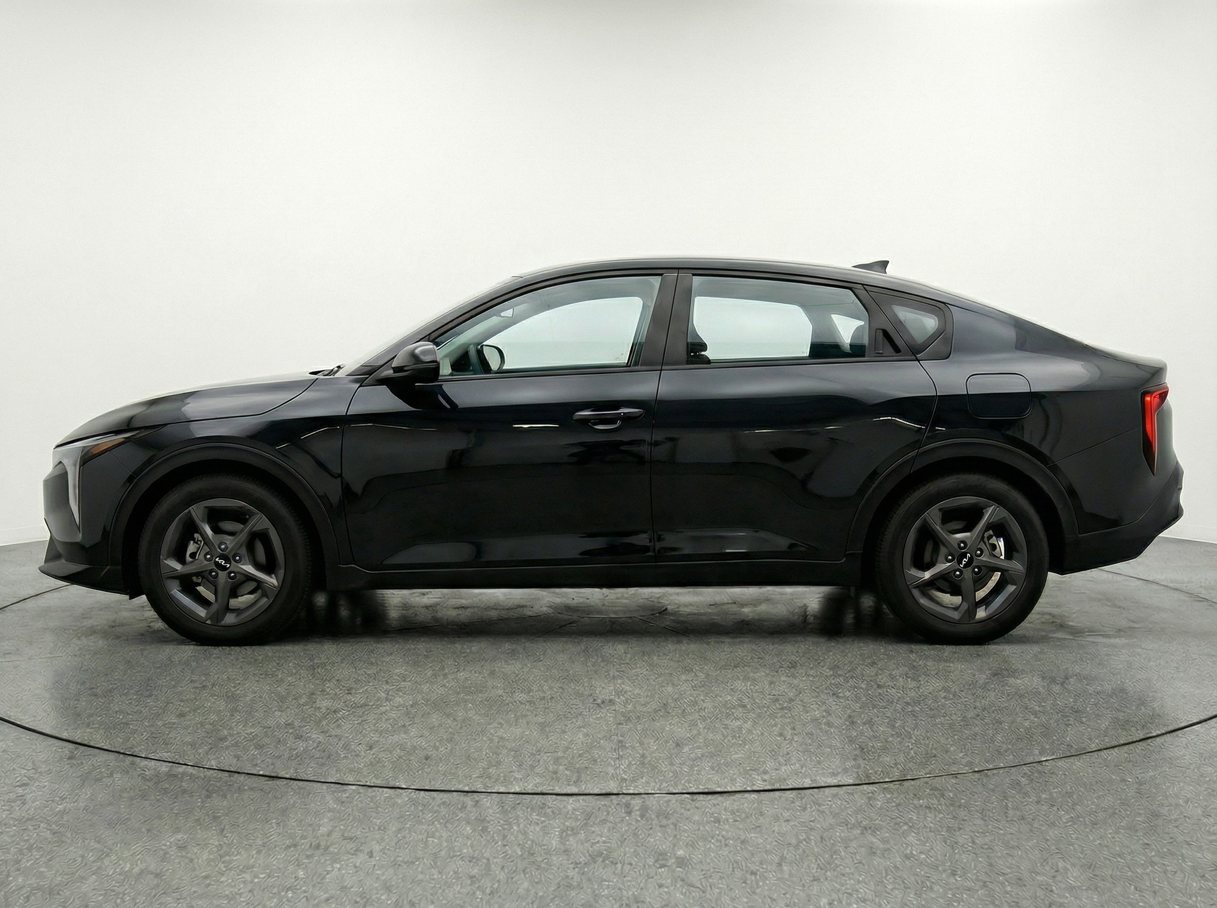 Thumbnail: 2025 Kia K4 - 4