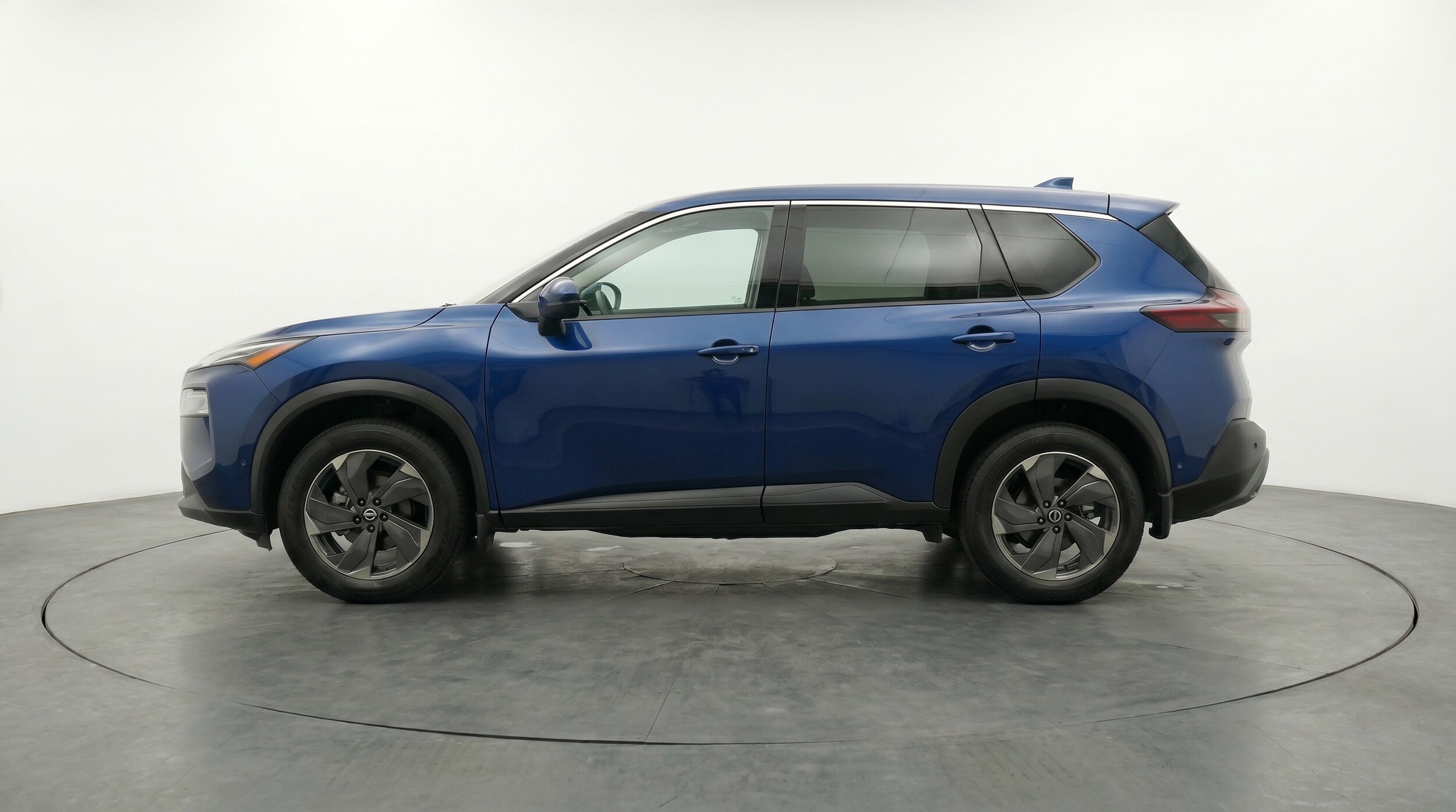 Thumbnail: 2025 Nissan Rogue - 5