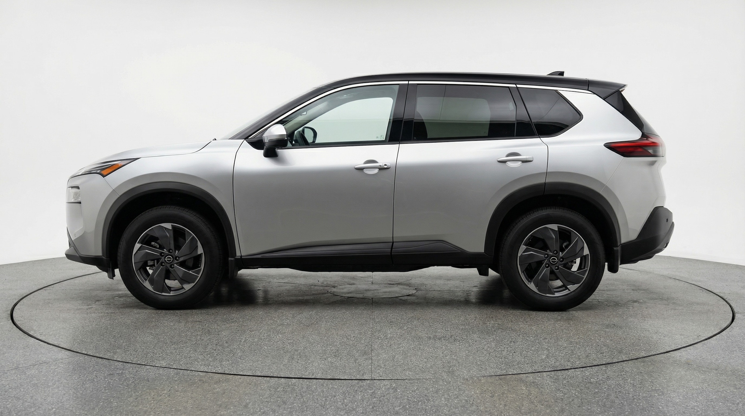 Thumbnail: 2025 Nissan Rogue - 4