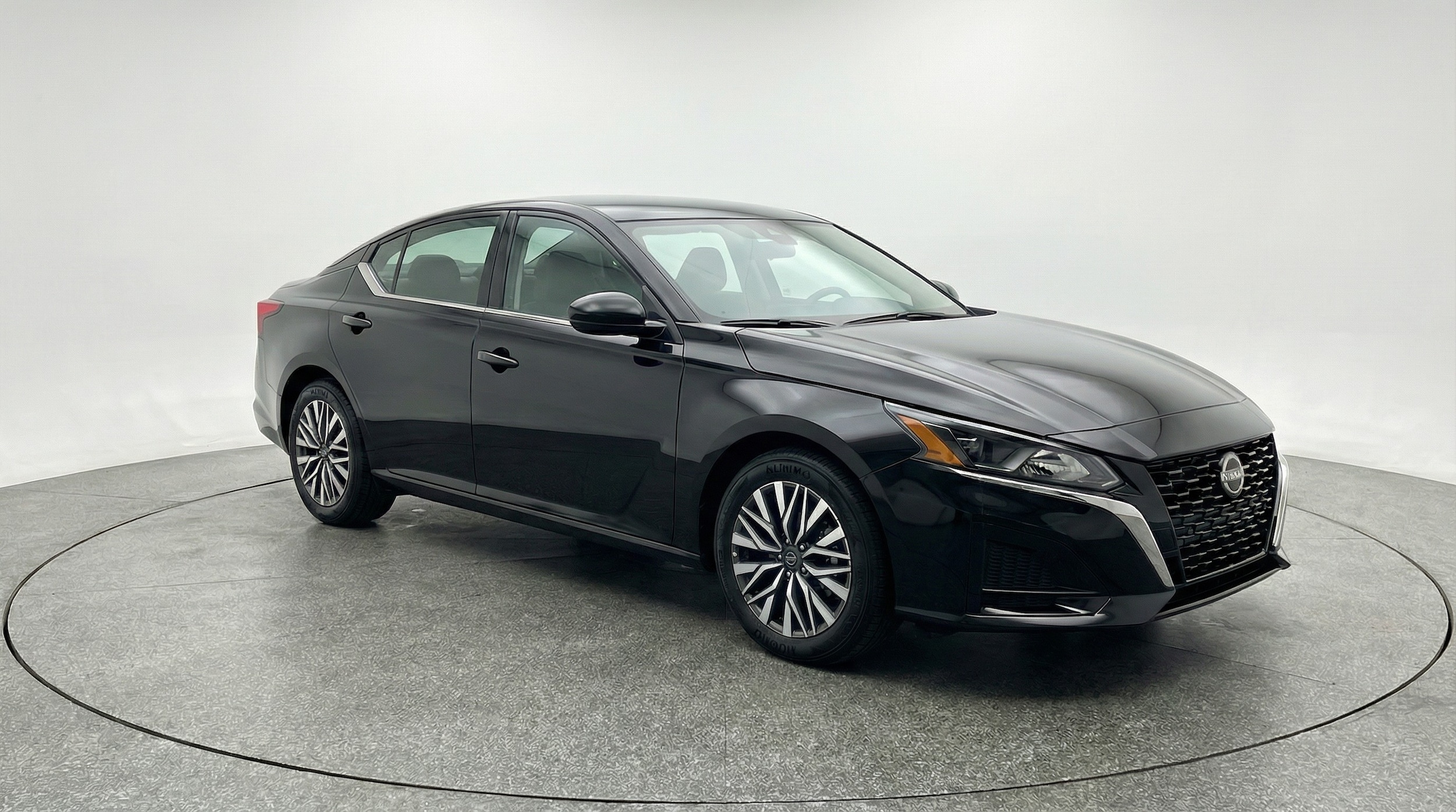 Thumbnail: 2025 Nissan Altima - 1