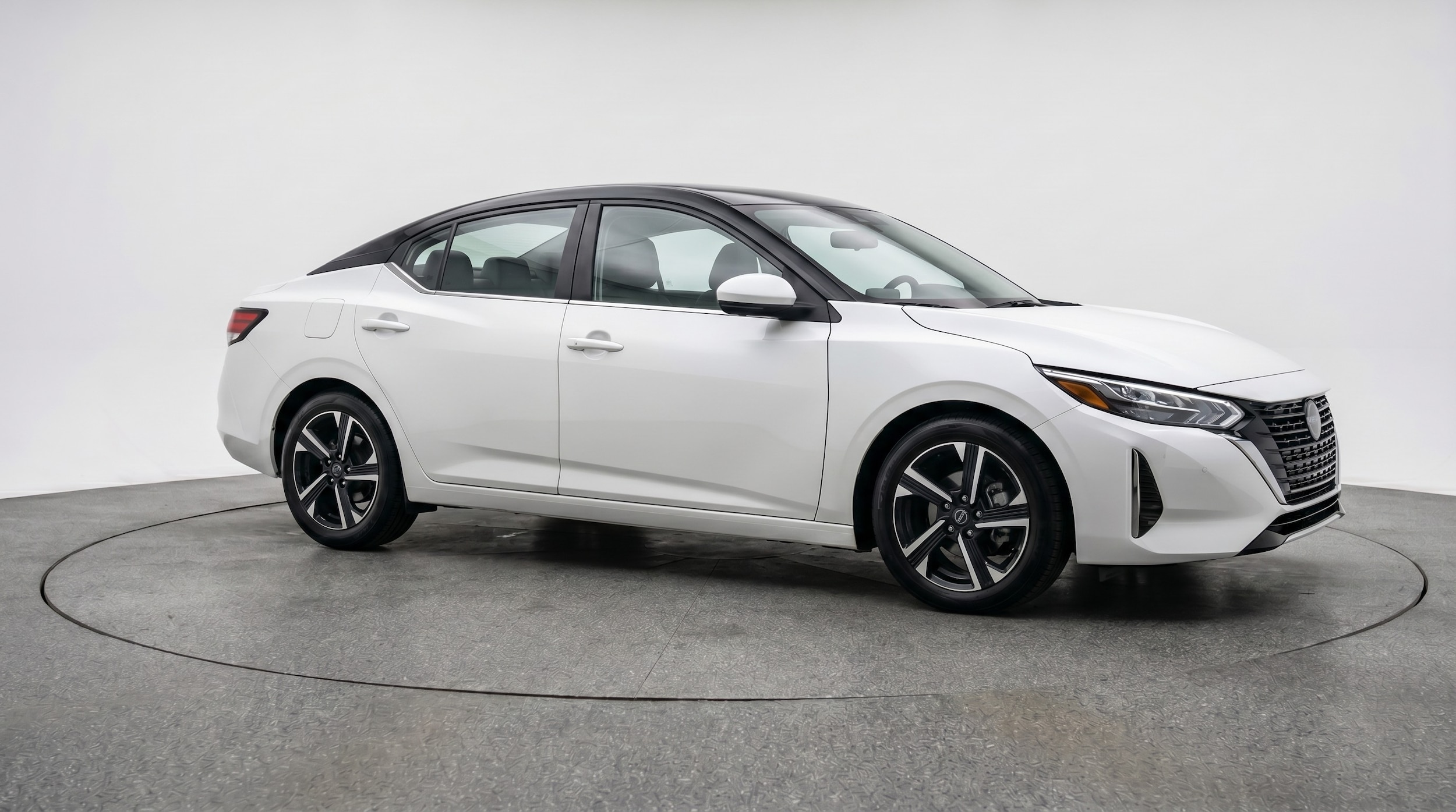 Thumbnail: 2025 Nissan Sentra - 1