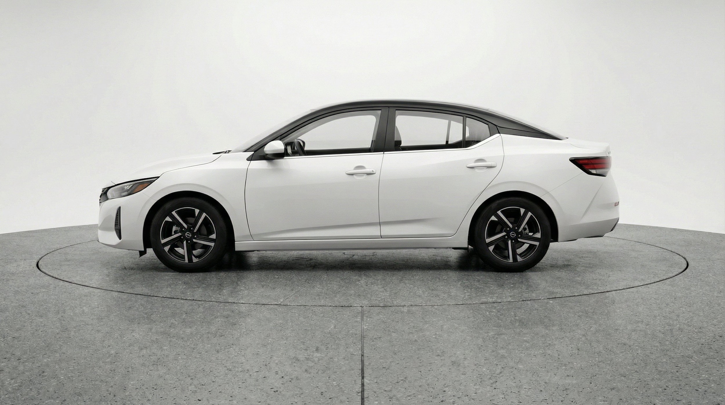 Thumbnail: 2025 Nissan Sentra - 5