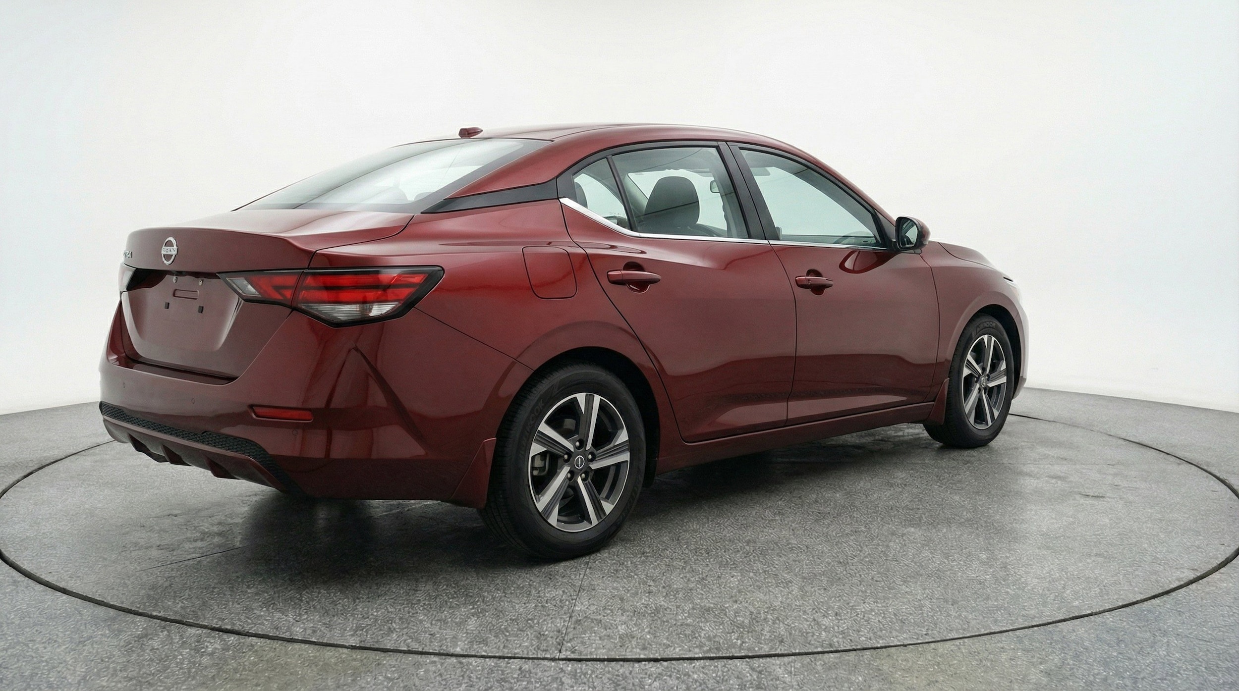 Thumbnail: 2025 Nissan Sentra - 9