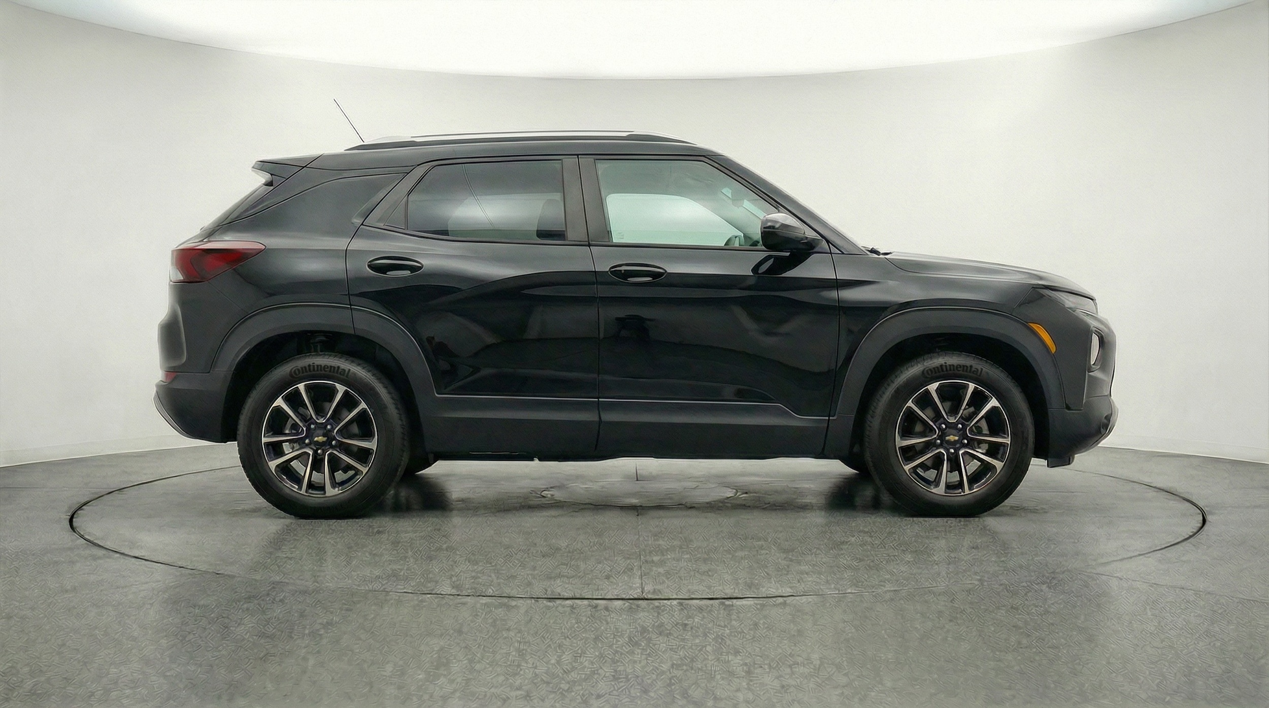 Thumbnail: 2025 Chevrolet TrailBlazer - 8