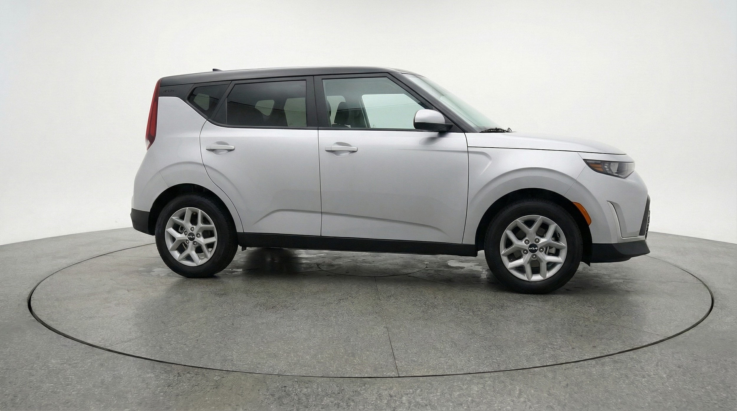 Thumbnail: 2025 Kia Soul - 1