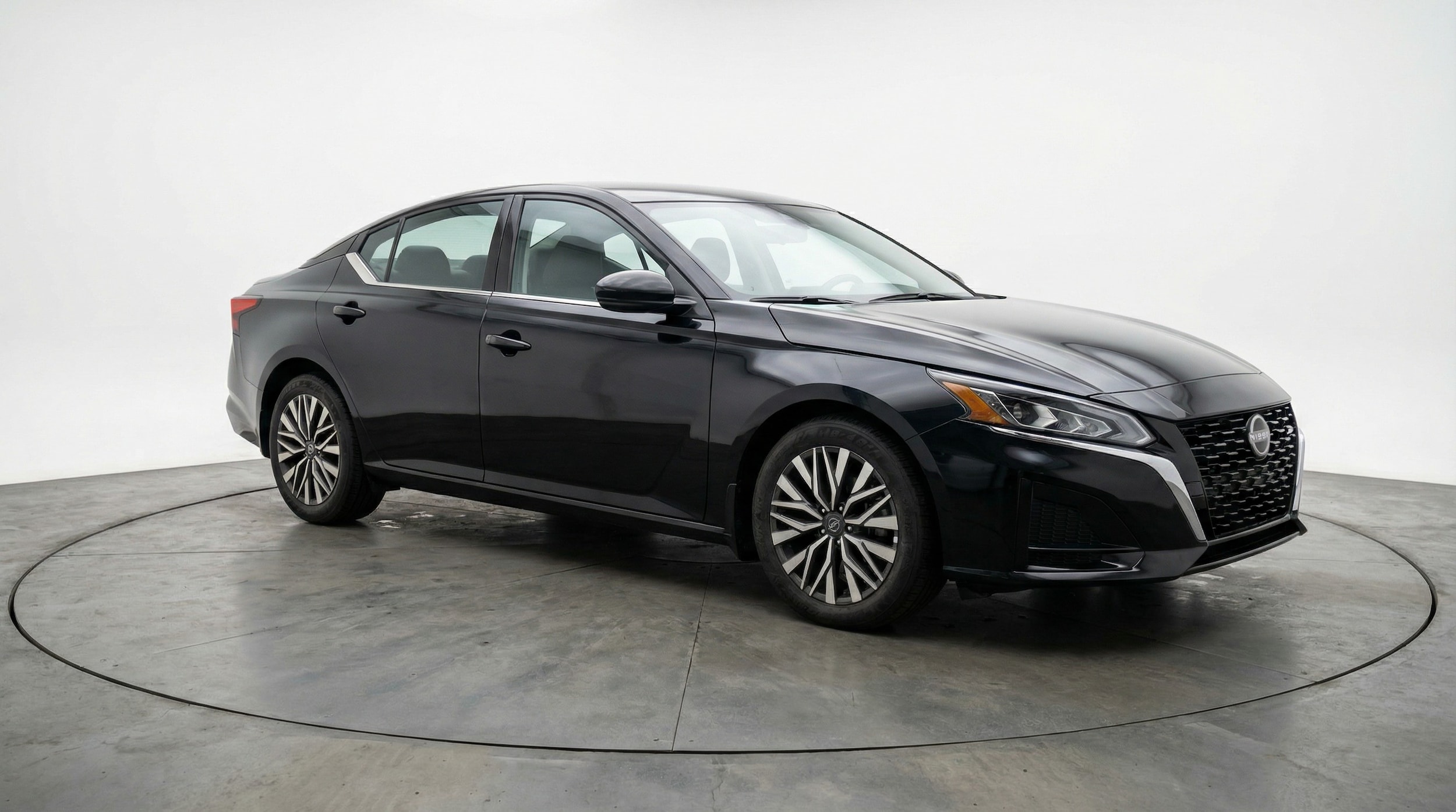 Thumbnail: 2025 Nissan Altima - 1