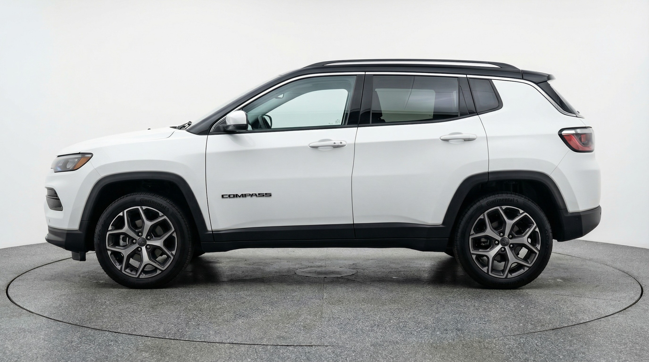 Thumbnail: 2025 Jeep Compass - 4