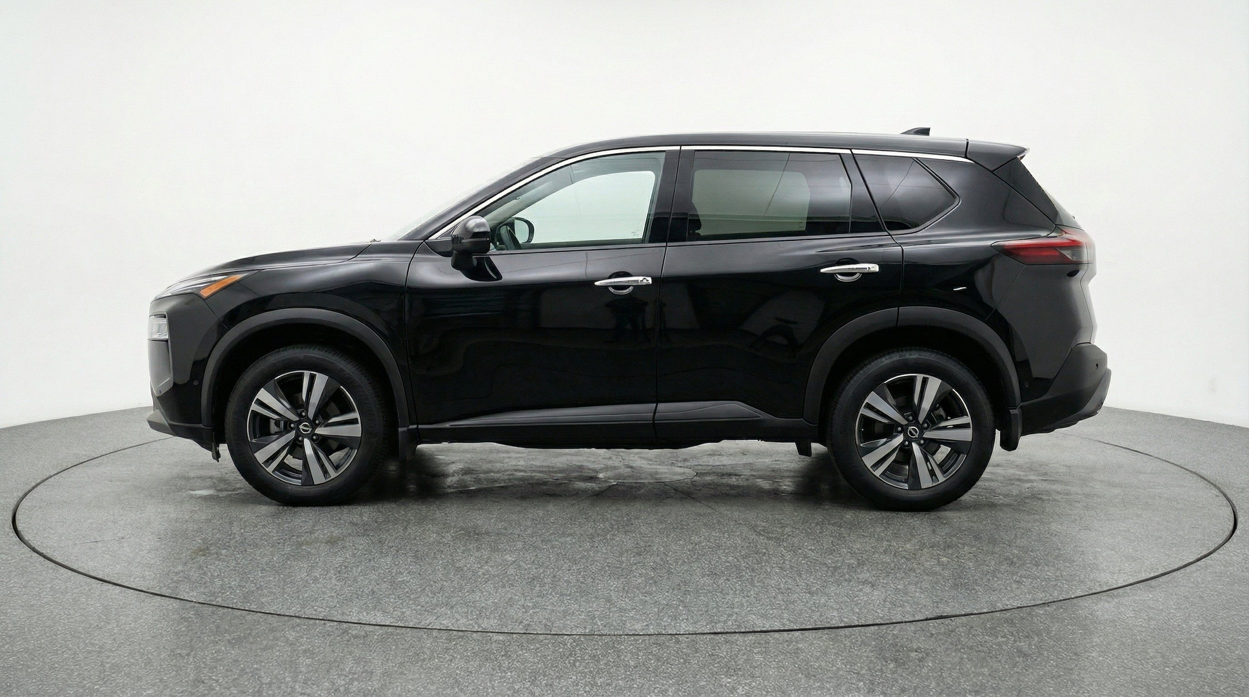 Thumbnail: 2026 Nissan Rogue - 5
