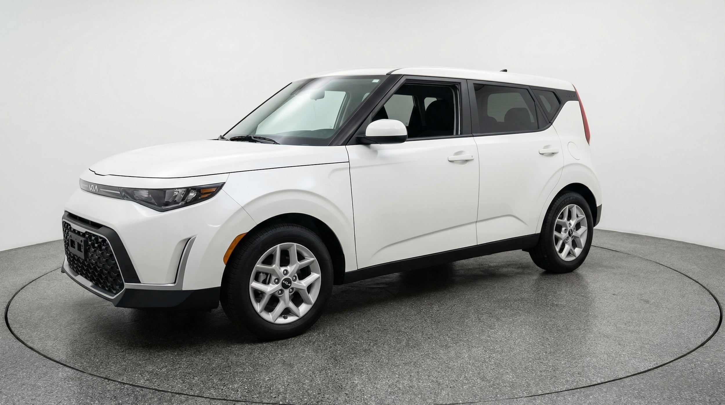 Thumbnail: 2025 Kia Soul - 3