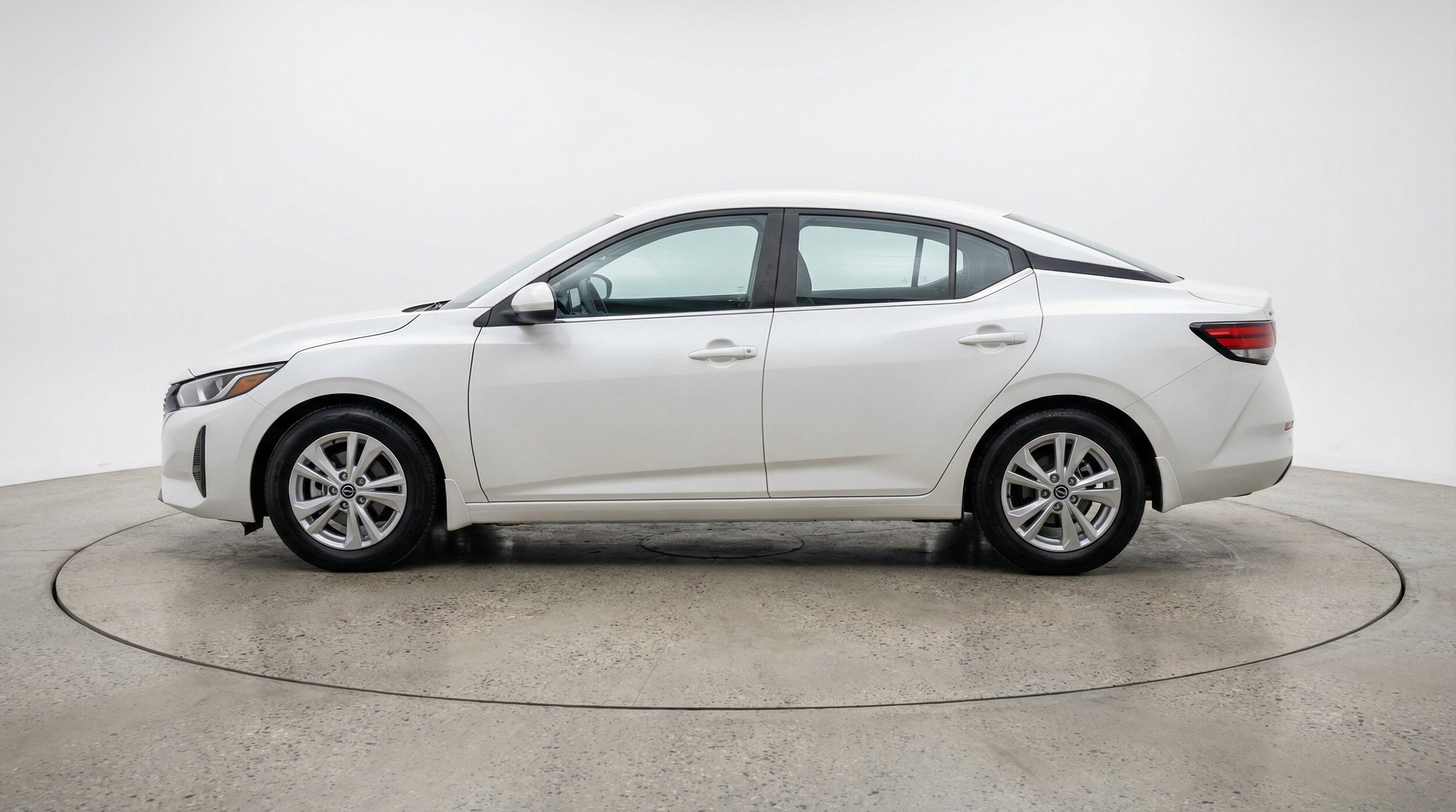 Thumbnail: 2025 Nissan Sentra - 5