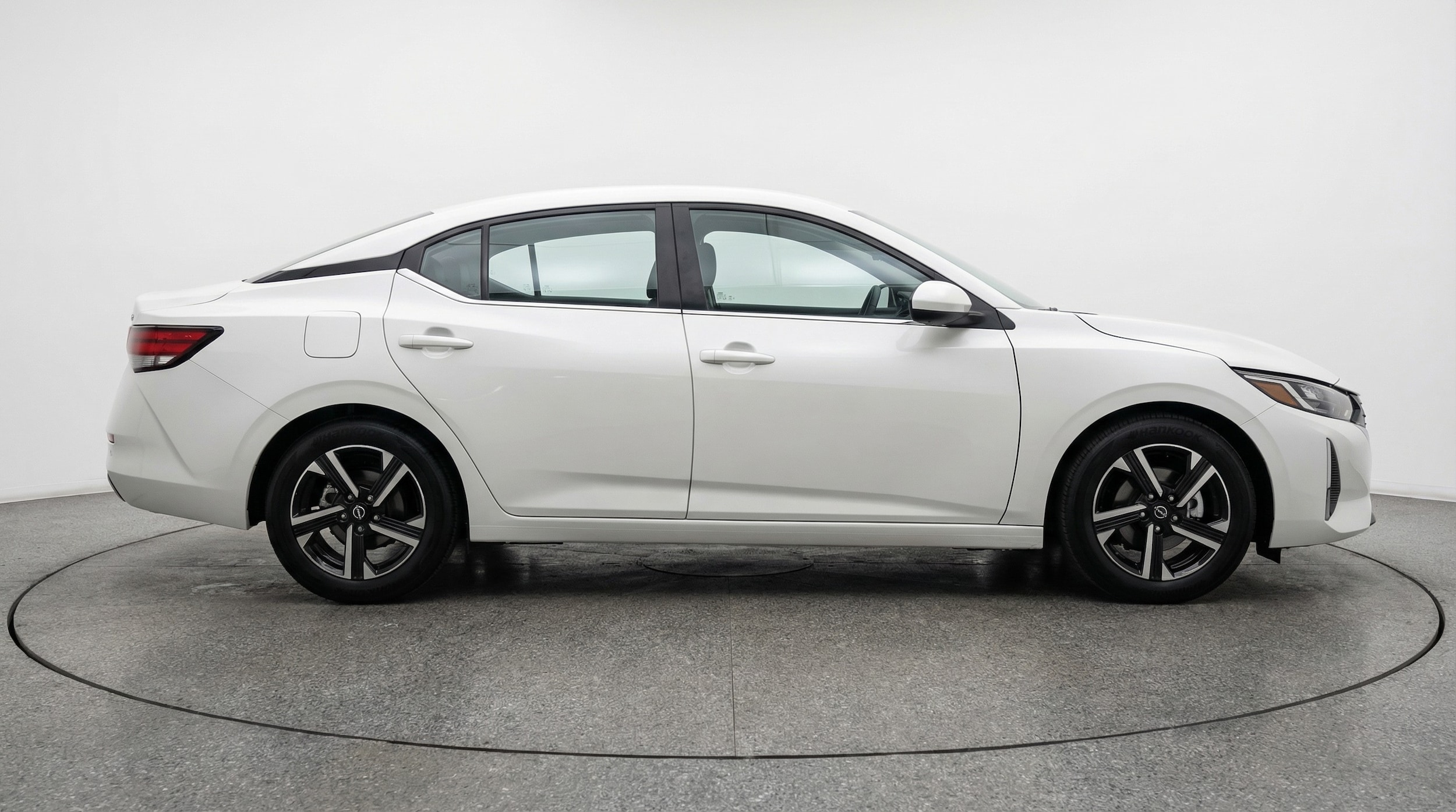 Thumbnail: 2025 Nissan Sentra - 8
