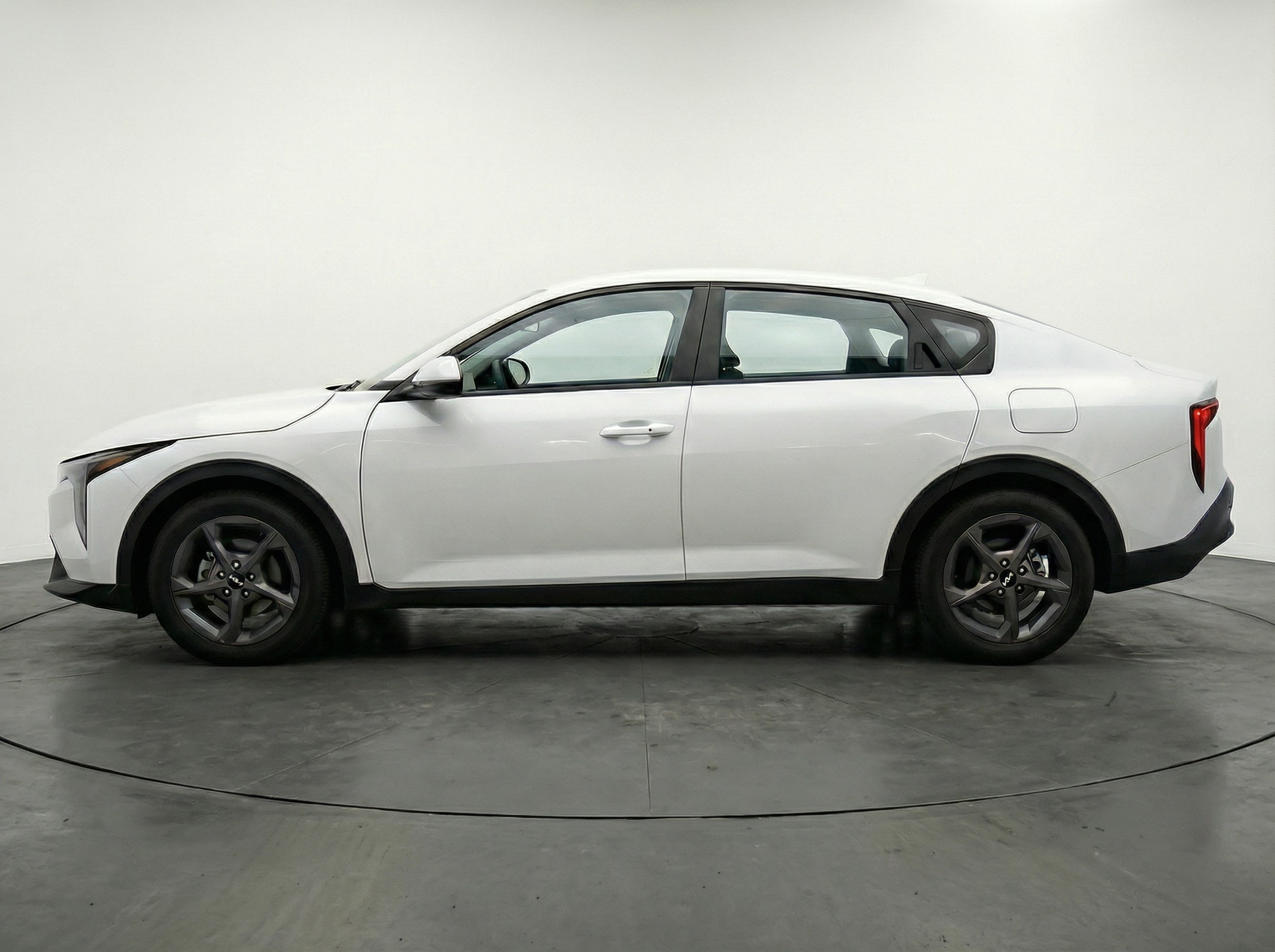 Thumbnail: 2025 Kia K4 - 4