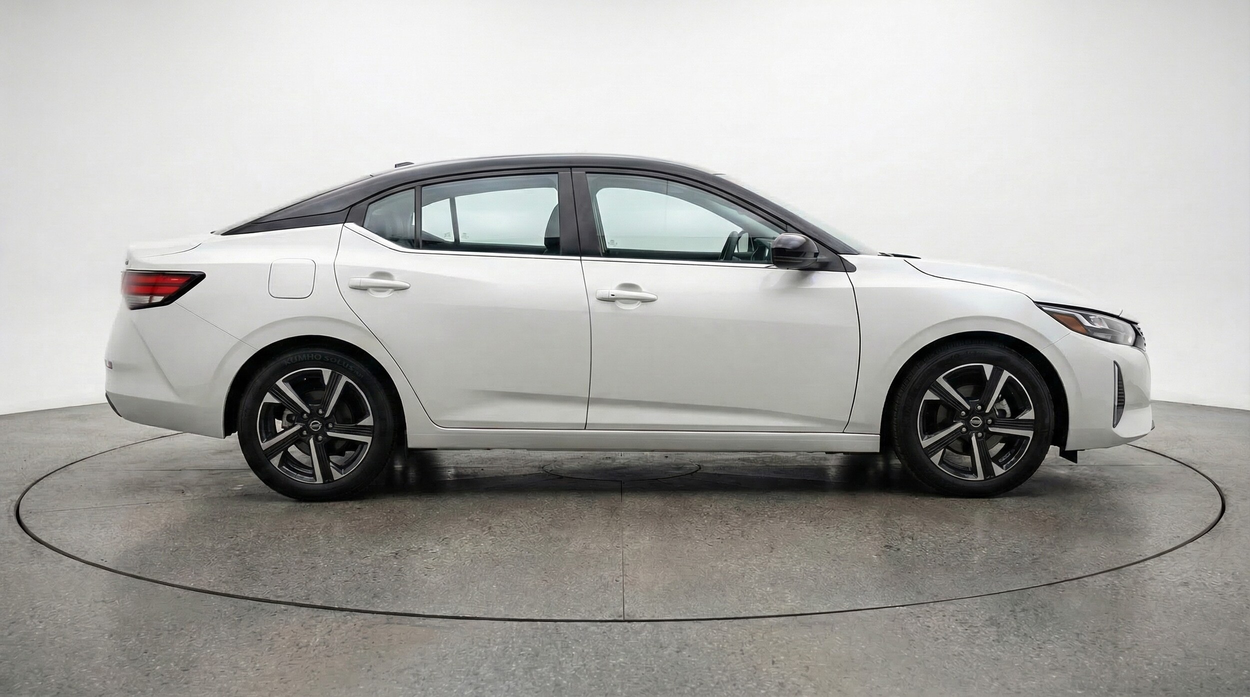 Thumbnail: 2025 Nissan Sentra - 8