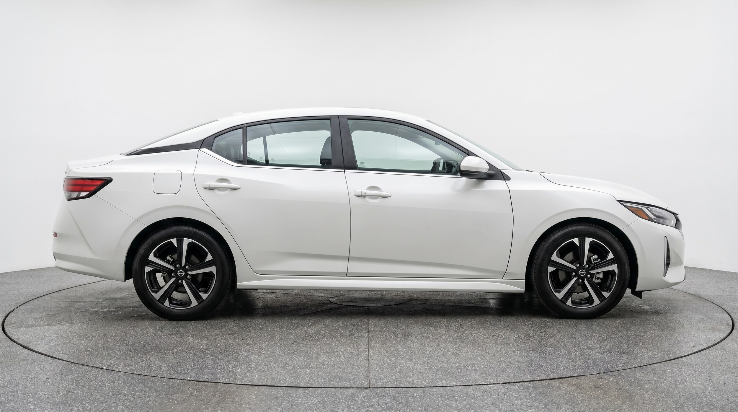 Thumbnail: 2025 Nissan Sentra - 8