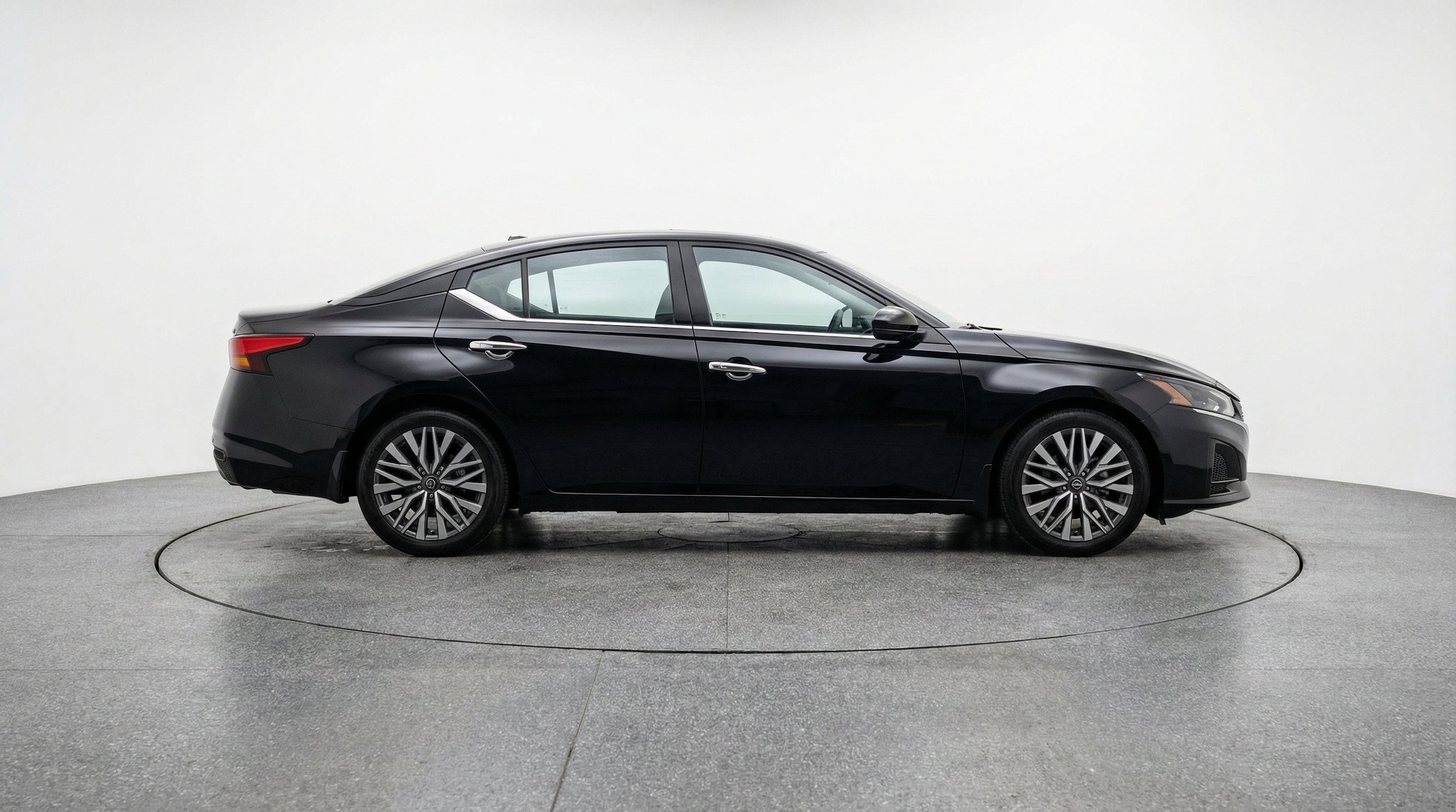 Thumbnail: 2025 Nissan Altima - 11