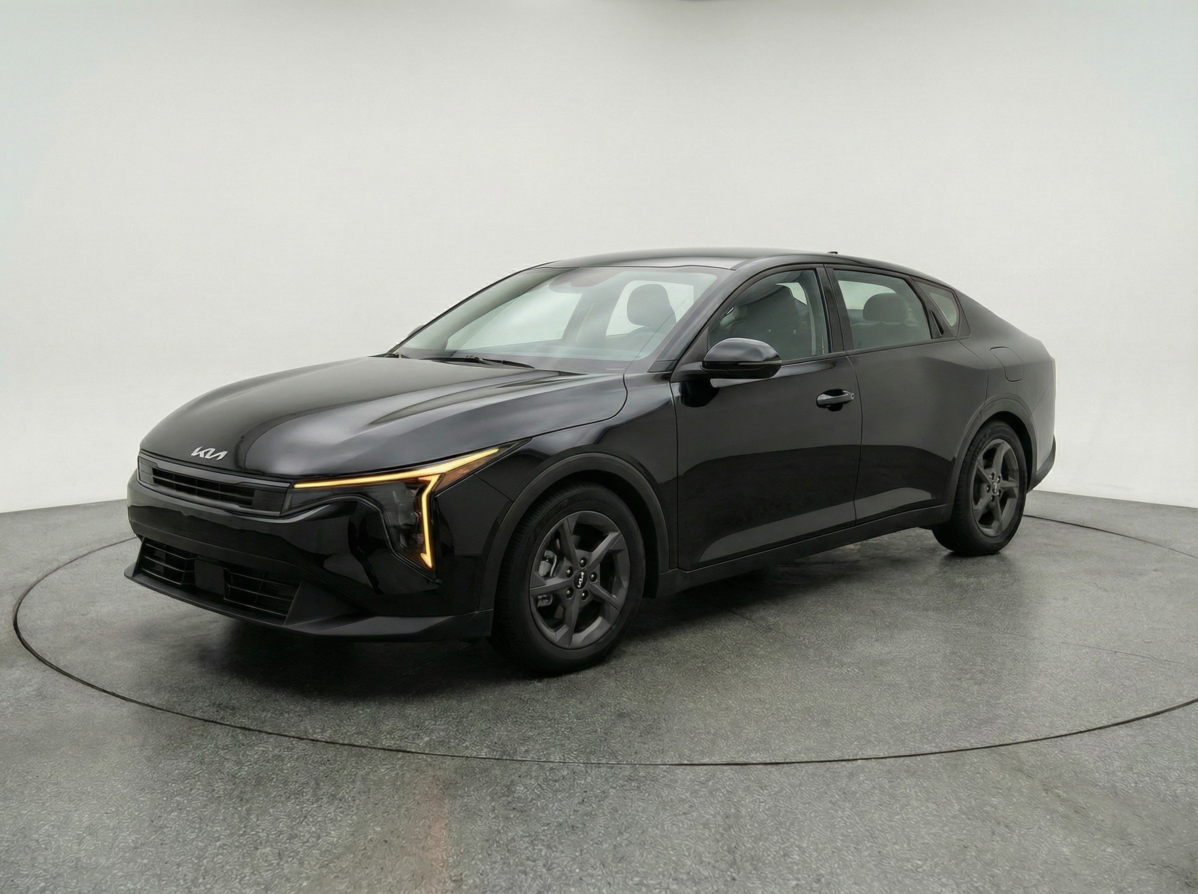 Thumbnail: 2025 Kia K4 - 3