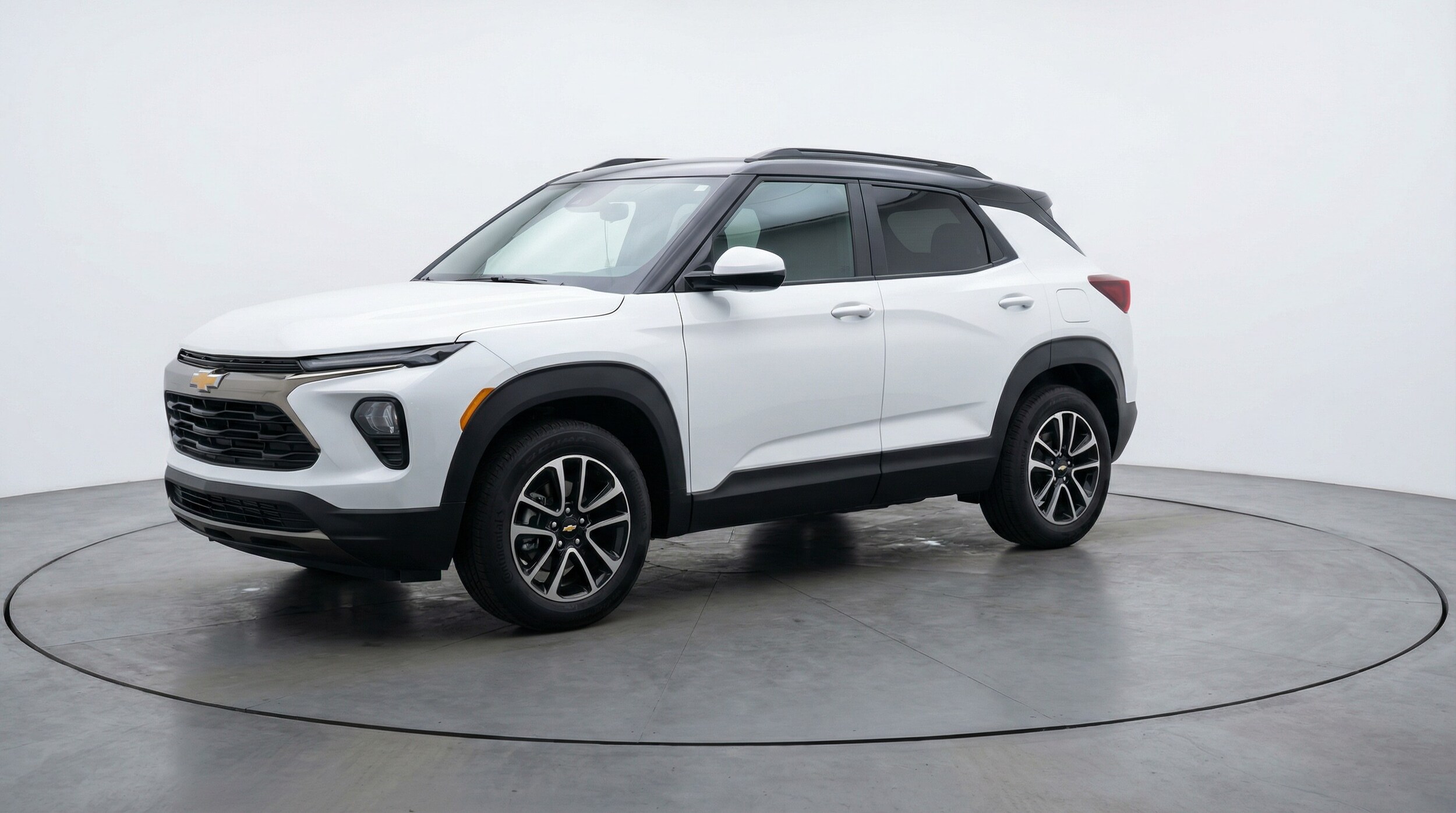 Thumbnail: 2025 Chevrolet TrailBlazer - 3