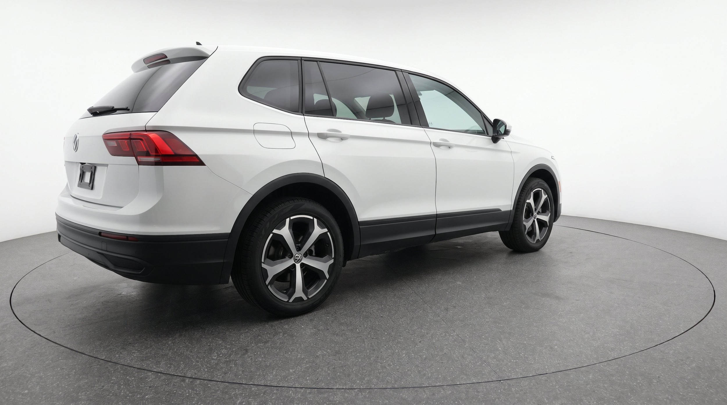 Thumbnail: 2026 Volkswagen Tiguan - 9