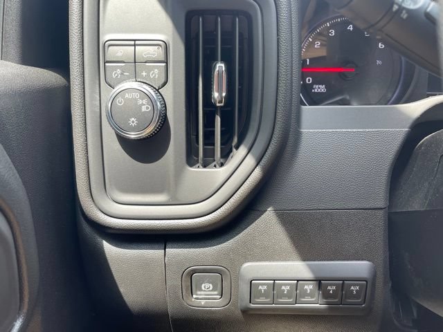 2024 GMC Sierra 2500HD Pro - Photo 13