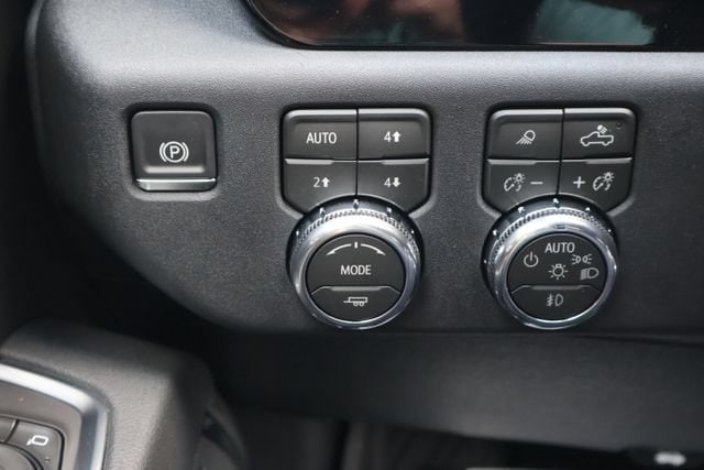 2026 GMC Sierra 2500HD SLT - Photo 14