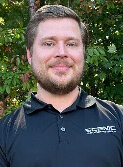 Staff member Kendal Bledsoe from ID_89e717