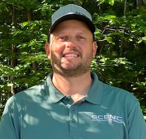 Staff member Chris King from ID_89e717
