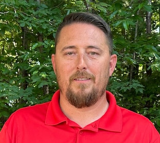 Staff member Jeremy Maurer from ID_8fe092