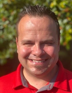 Staff member Tim Hazelwood from ID_8fe092