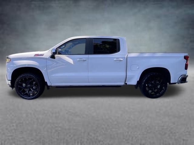 2020 Chevrolet Silverado 1500 LT photo 2