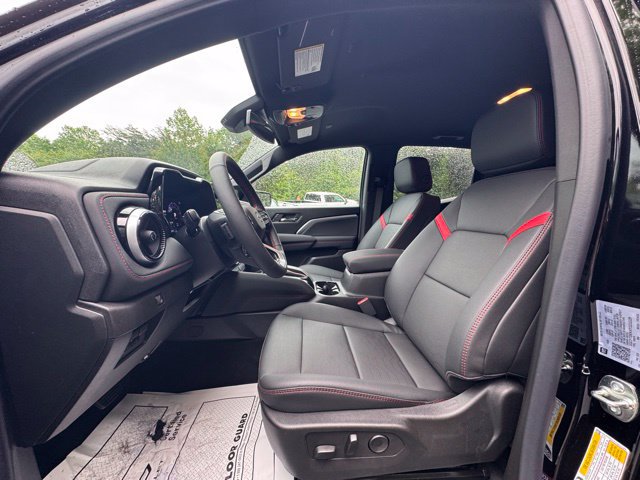 2026 Chevrolet Colorado Z71 - Photo 15