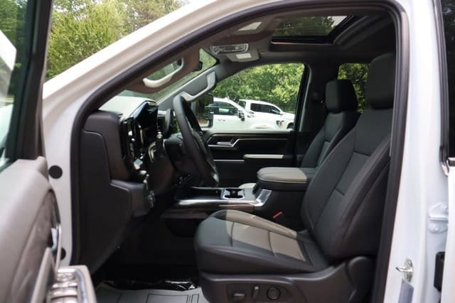 2026 Chevrolet Silverado 2500 HD LTZ - Photo 19