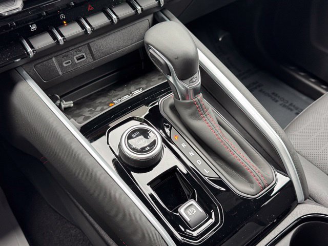 2026 Chevrolet Colorado Z71 - Photo 12
