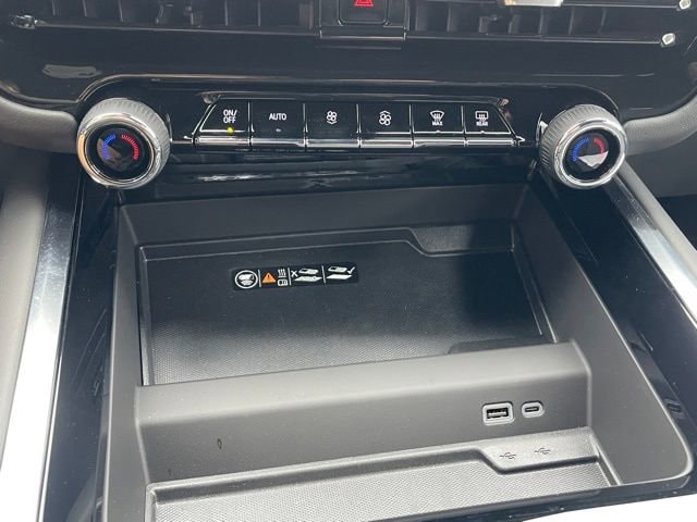 2025 Chevrolet Tahoe Premier - Photo 14