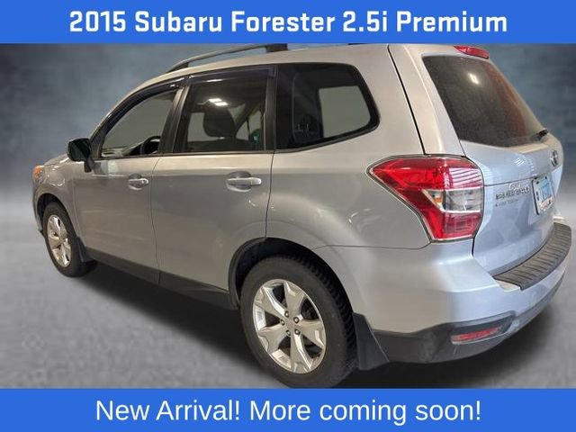 2015 Subaru Forester 2.5i Premium photo 3