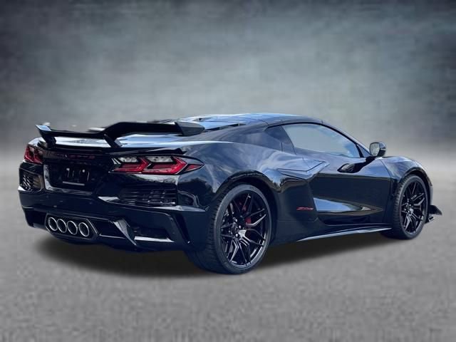 2026 Chevrolet Corvette Z06 3LZ photo 3