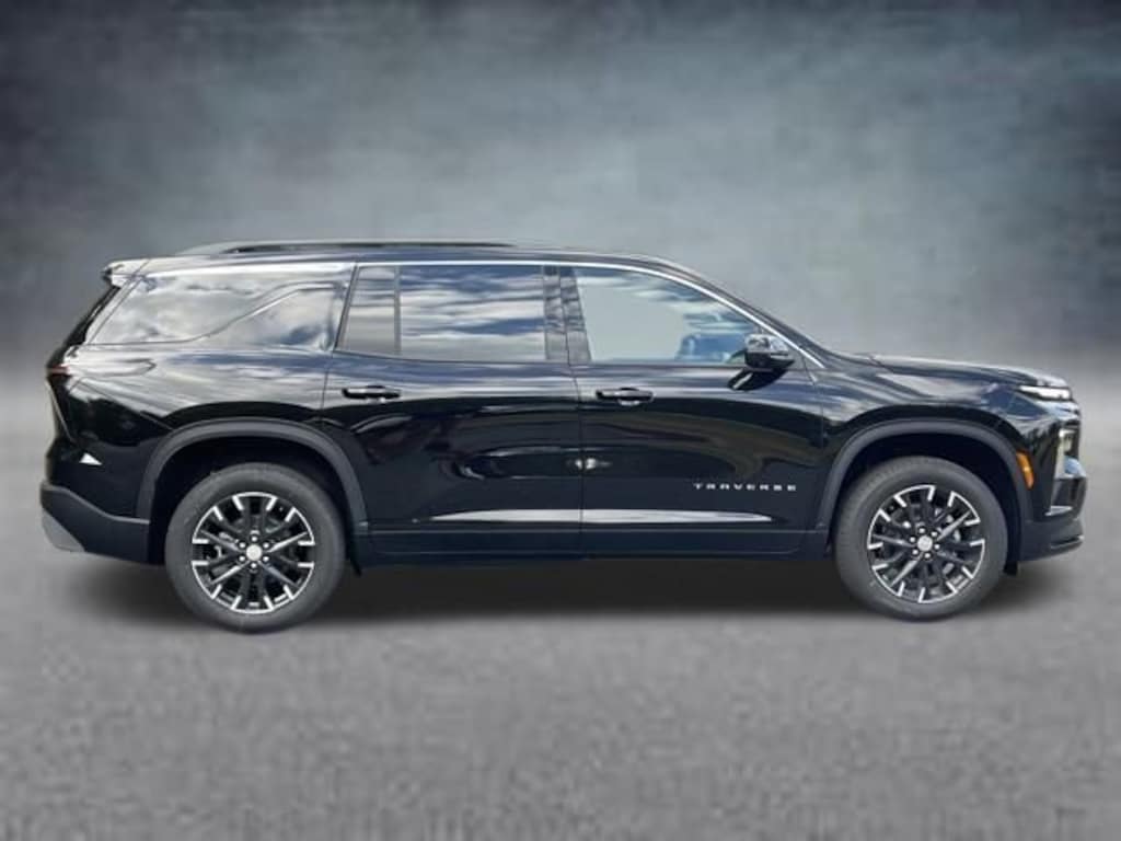 New 2026 Chevrolet Traverse LT SUV