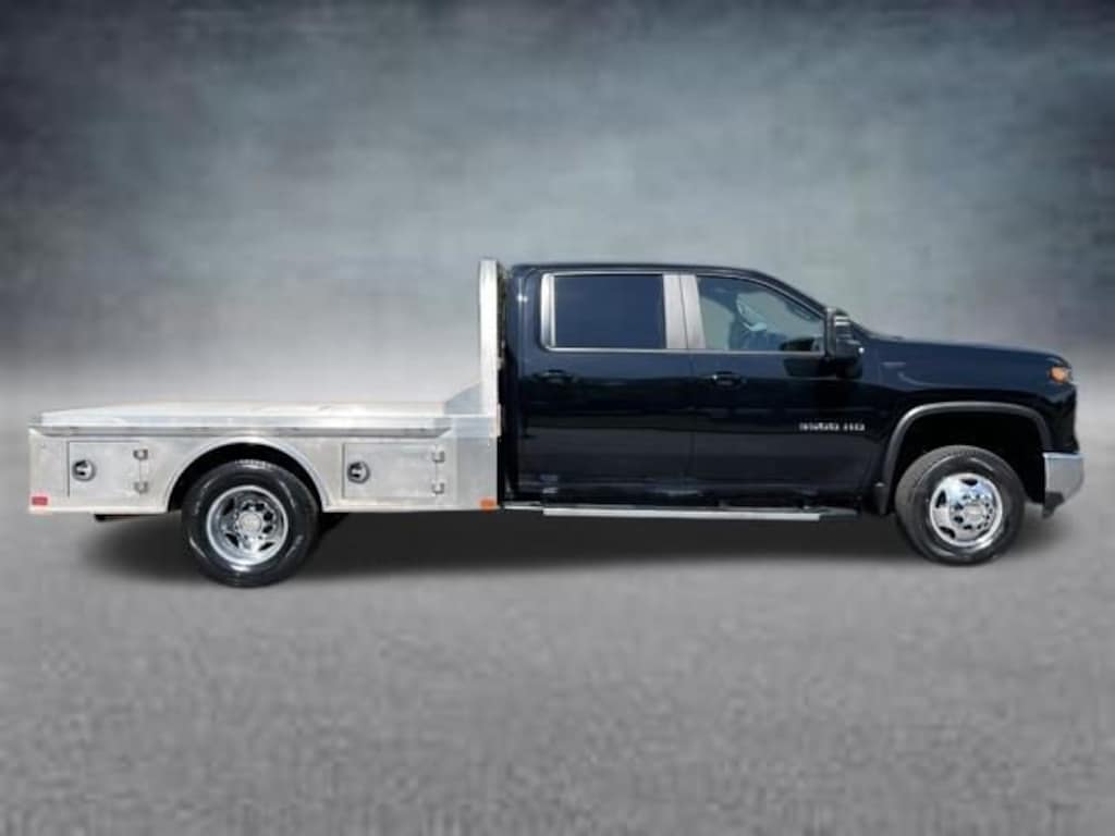 Used 2024 Chevrolet Silverado 3500 HD Chassis Cab LT Truck Crew Cab