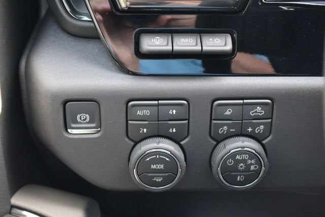 2026 Chevrolet Silverado 1500 ZR2 - Photo 16