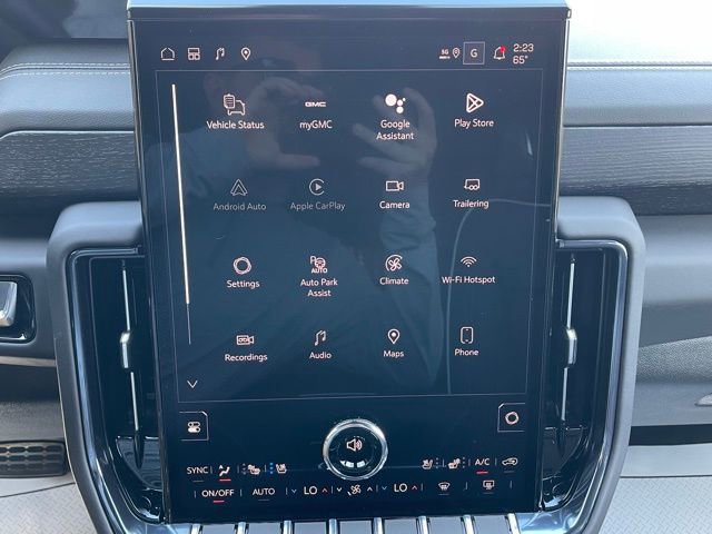 2026 GMC Yukon AT4 Ultimate - Photo 9