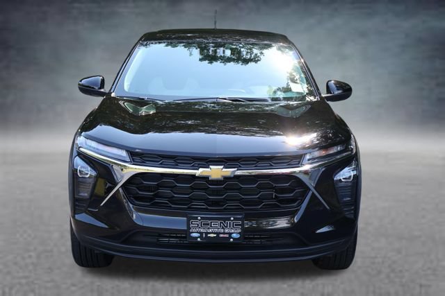 2026 Chevrolet Trax LS - Photo 25