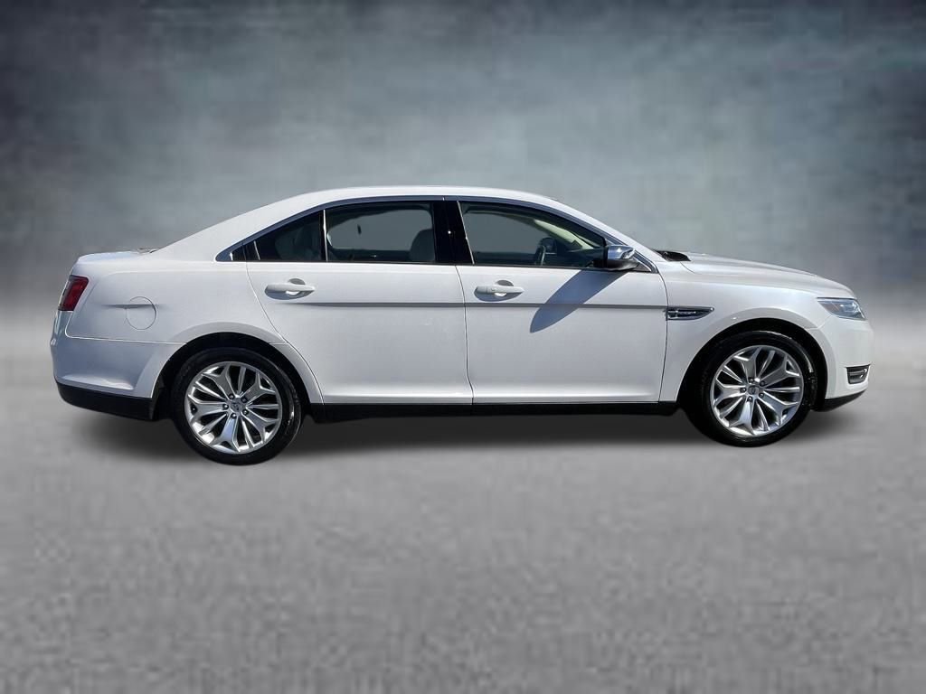 2019 Ford Taurus Limited photo 3