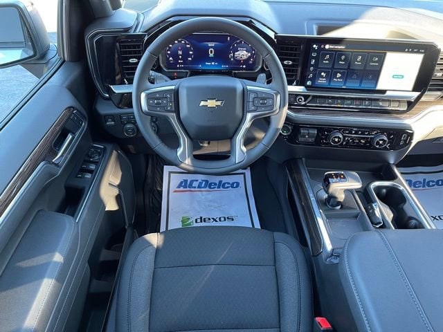 2026 Chevrolet Silverado 1500 LT - Photo 6