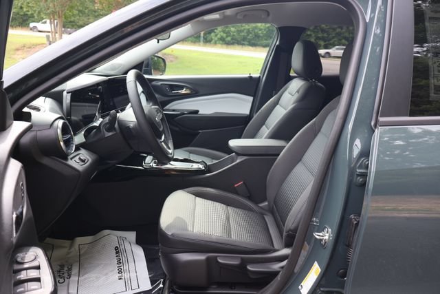 2026 Chevrolet Trax LT - Photo 18