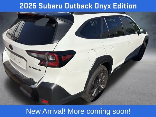 2025 Subaru Outback Onyx Edition photo 2