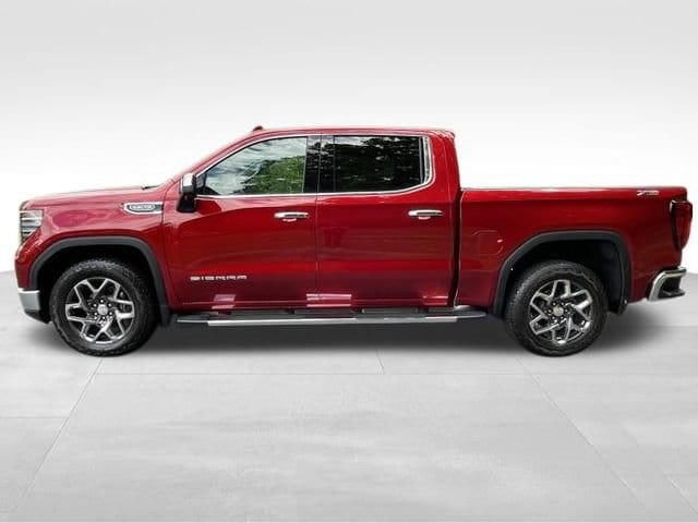Used 2025 GMC Sierra 1500 SLT with VIN 3GTUUDED5SG111814 for sale in Mount Airy, NC