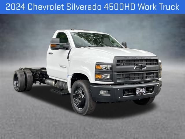 2024 Chevrolet Silverado 4500 Medium Duty Chassis Cab Work Truck's photo