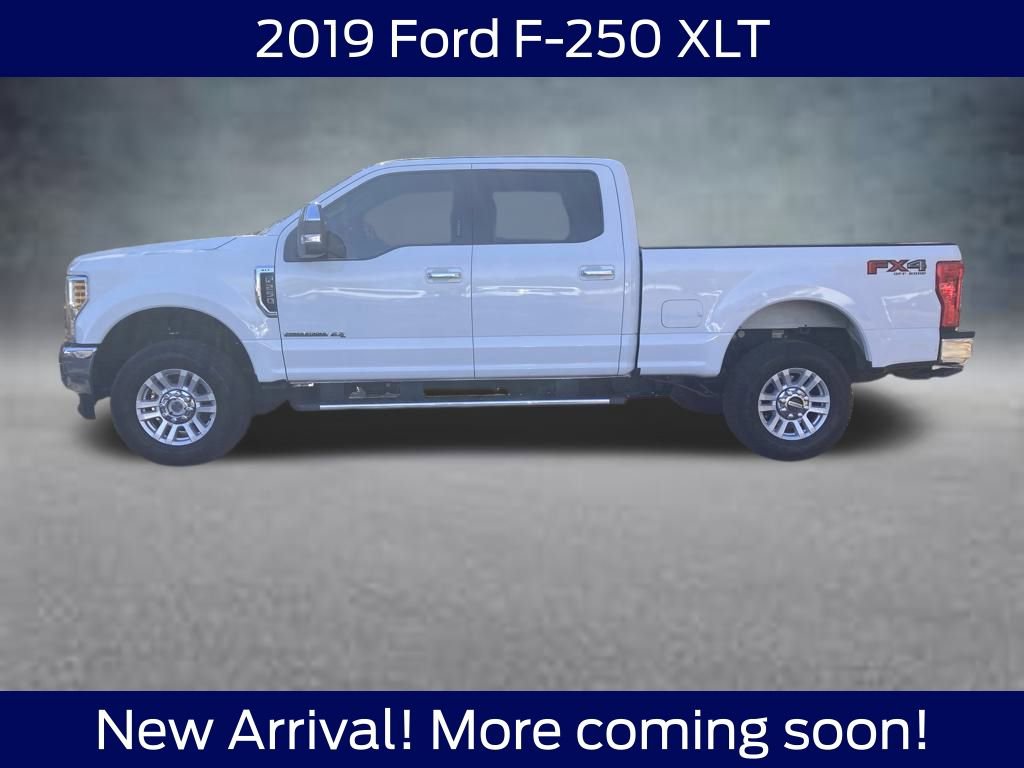 2019 Ford F-250 XLT photo 3