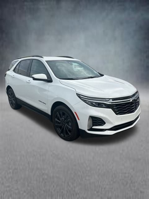2026 Chevrolet Equinox RS photo 2