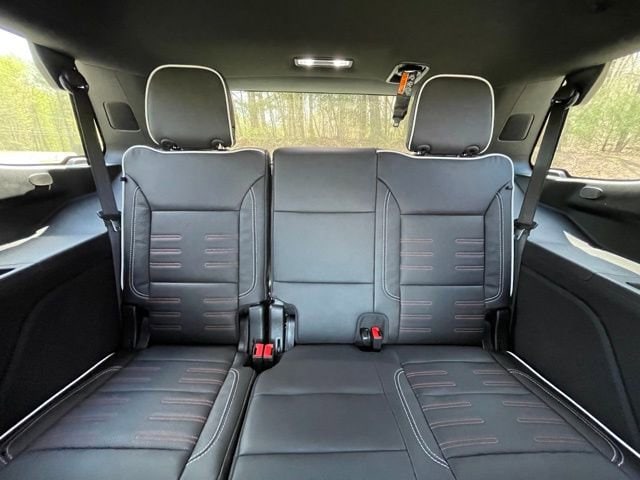 2026 GMC Yukon AT4 Ultimate - Photo 22