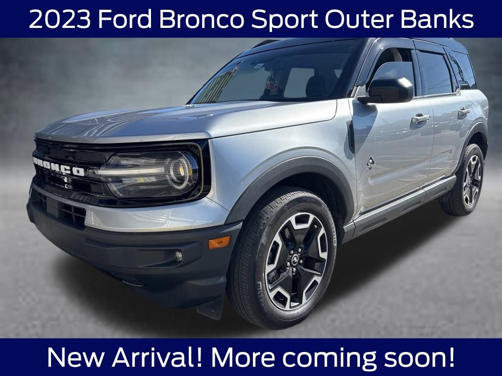 2023 Ford Bronco Sport Outer Banks photo 2